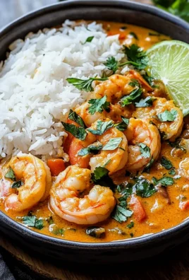 Aromatisches Garnelen Curry mit Kokosmilch und Reis